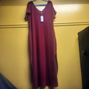 NWT Nemidor Maxi Burgundy Cap Sleeve V-Neck T-shirt dress rounded hem 18
